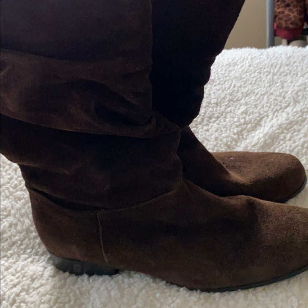 Brown suede half boots